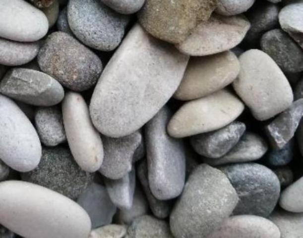 Где заказать гальку и каменную крошку с доставкой?  в Ульяновске